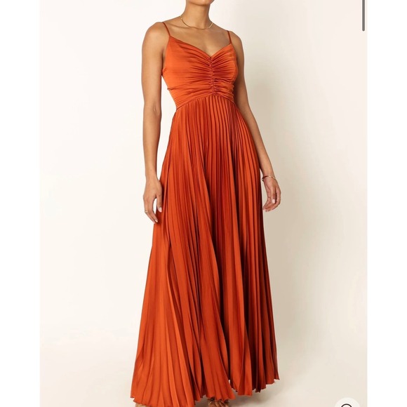 Petal + Pup Dresses & Skirts - Petal + Pup Naira Pleated Maxi Dress Sunset Orange Satin V-Neck Size 6 US